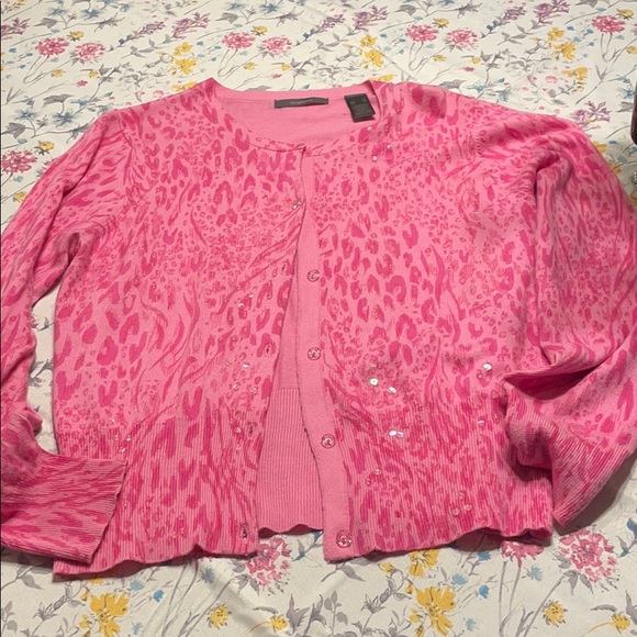 Liz Claiborne Sweaters - Liz Claiborne pink cardigan. Size XL